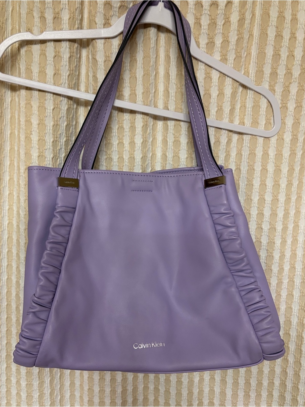 Calvin Klein Lilac Shoulder Tote - Picture 1 of 4